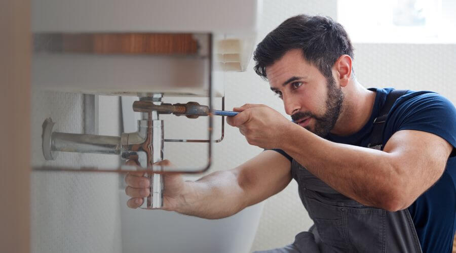 Electric water heater repair in Aguirre, PR